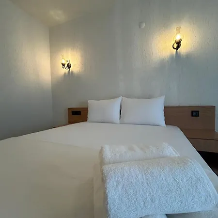 Perlina Kuecuekkoey Hotel Ayvalı