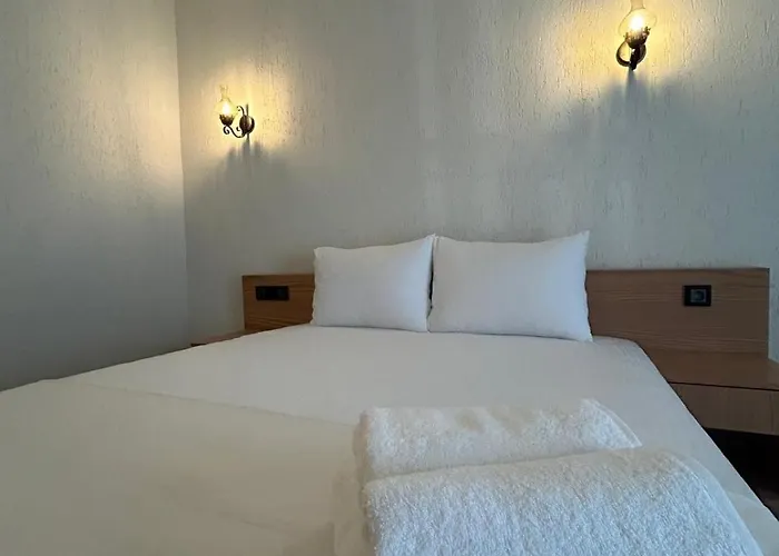 Perlina Kuecuekkoey Hotel Ayvalı